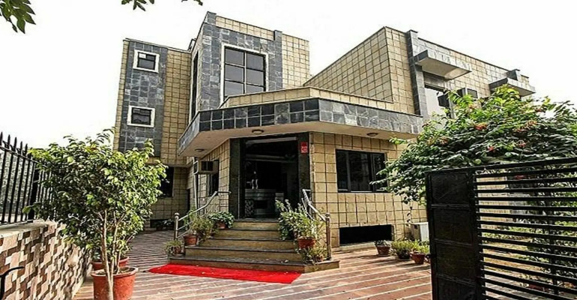 Hotel Smart Villa By Royal Collection Gurgaon 2*,